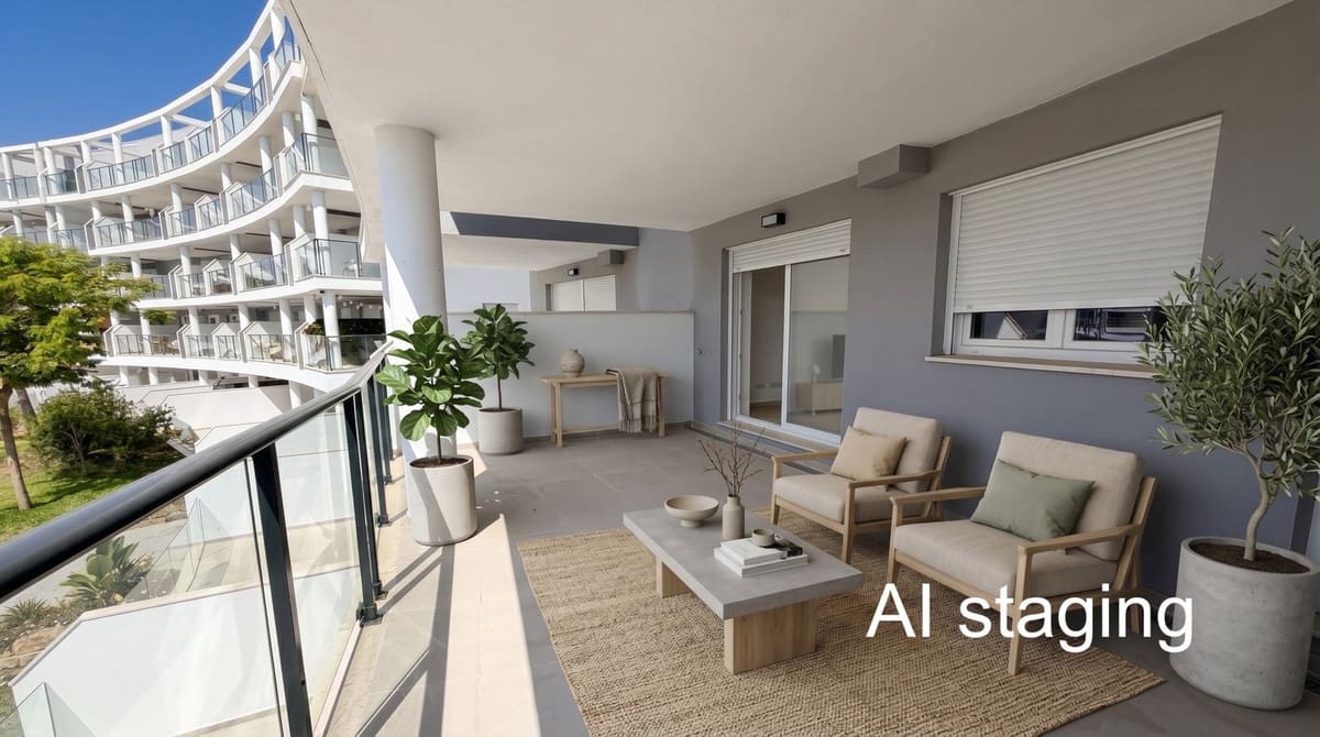 2 bedroom Apartment for sale in La Duquesa / Puerto de la Duquesa with pool garage - € 399,000 (Ref: 9897474)