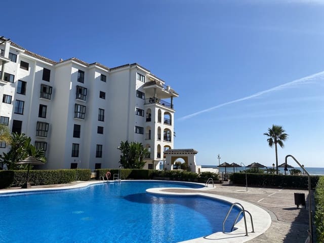 Erhverv til salg i La Duquesa / Puerto de la Duquesa, Manilva med swimmingpool garage - € 16.000 (Ref: 9935165)