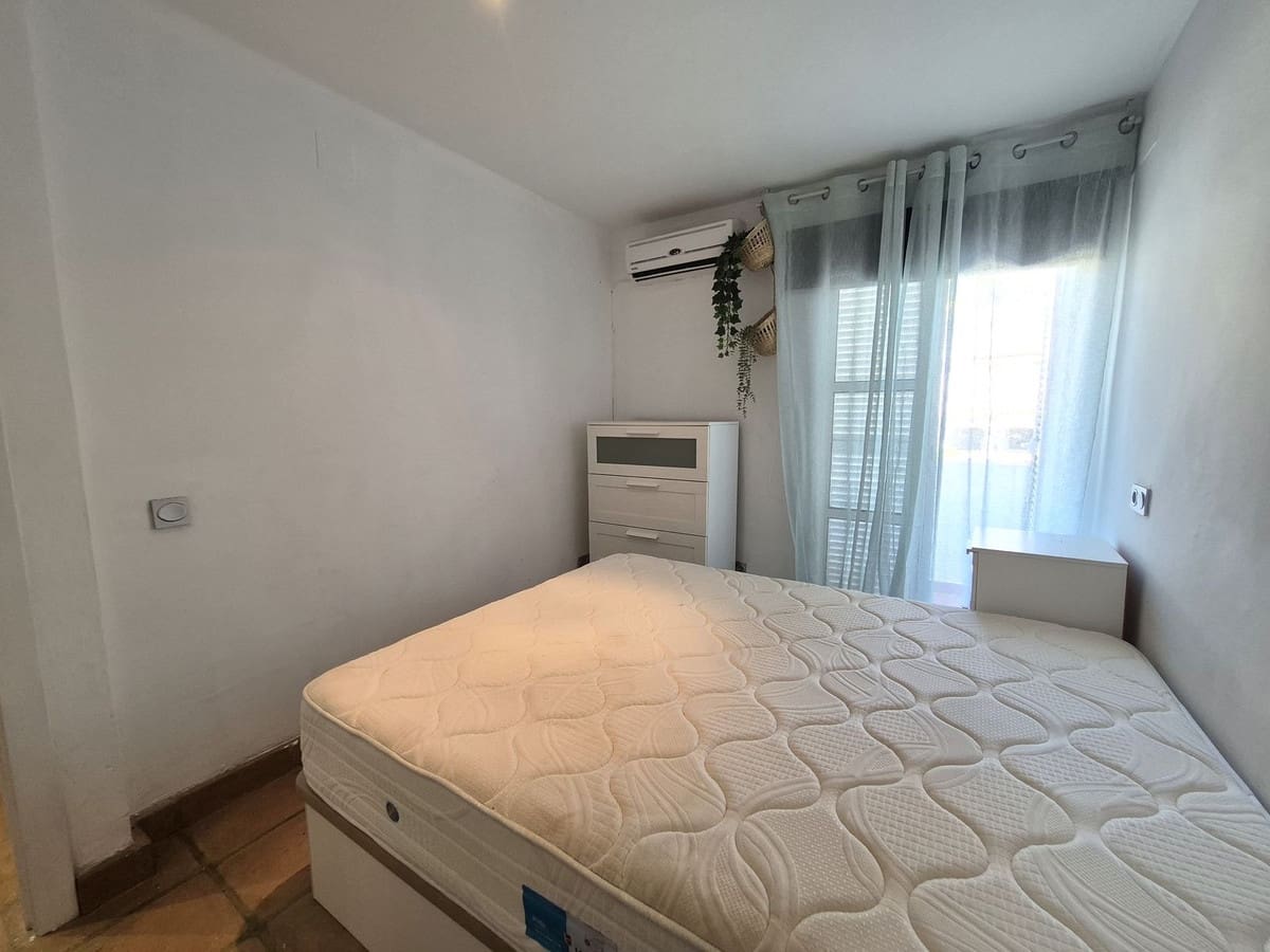 4 soverom Hus til salgs i Manilva med svømmebasseng - € 340 000 (Ref: 9950220)
