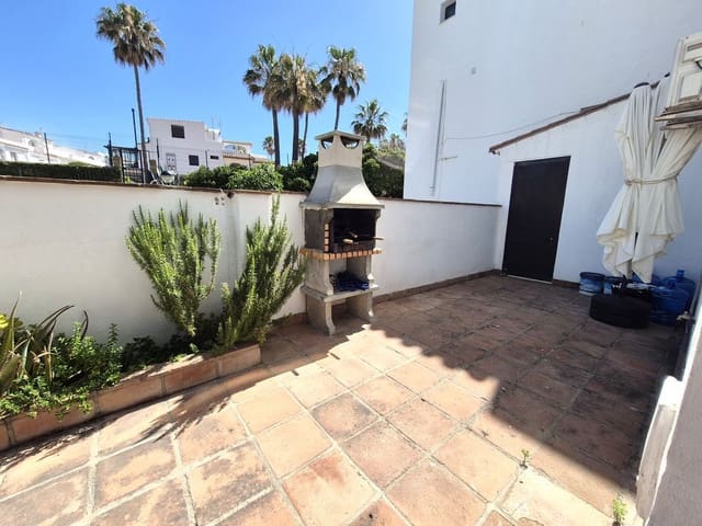 4 quarto Casa em Banda para venda em Manilva com piscina - 340 000 € (Ref: 9950220)