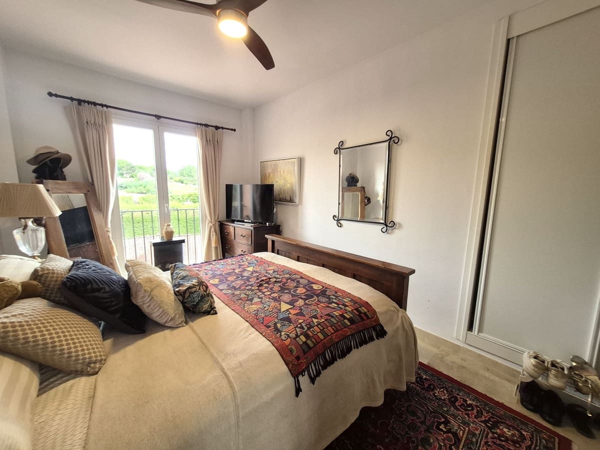 3 Zimmer Apartment zu verkaufen in Manilva mit Pool Garage - 289.000 € (Ref: 9973742)