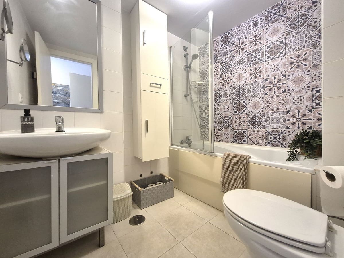 3 Zimmer Apartment zu verkaufen in Manilva mit Pool Garage - 289.000 € (Ref: 9973742)