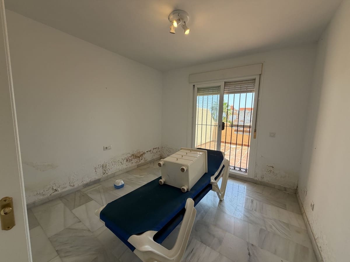 2 camera da letto Appartamento in vendita in Bahia de Casares con piscina garage - 210.000 € (Rif: 9989399)
