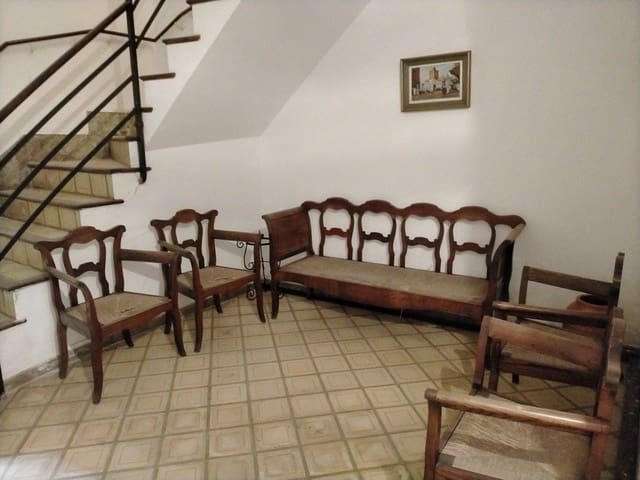 6 bedroom Townhouse for sale in Porreres with garage - € 640,000 (Ref: 7586155)