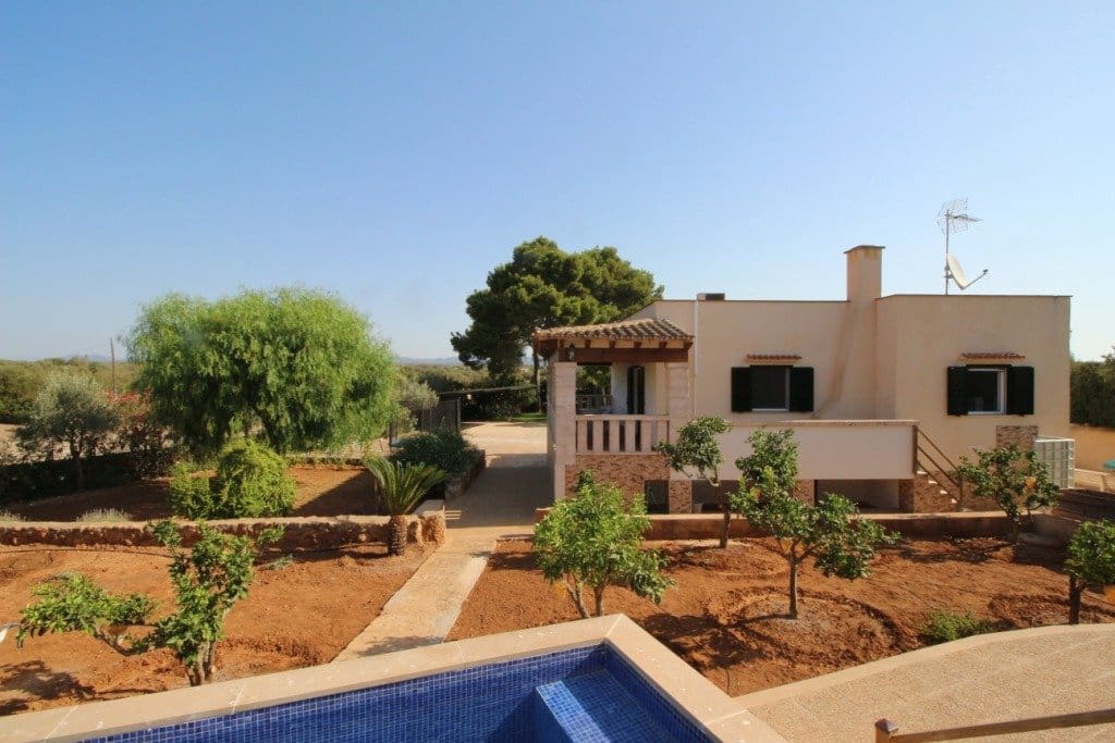 3 chambre Finca/Maison de Campagne à vendre à Campos avec piscine garage - 840 000 € (Ref: 7586160)