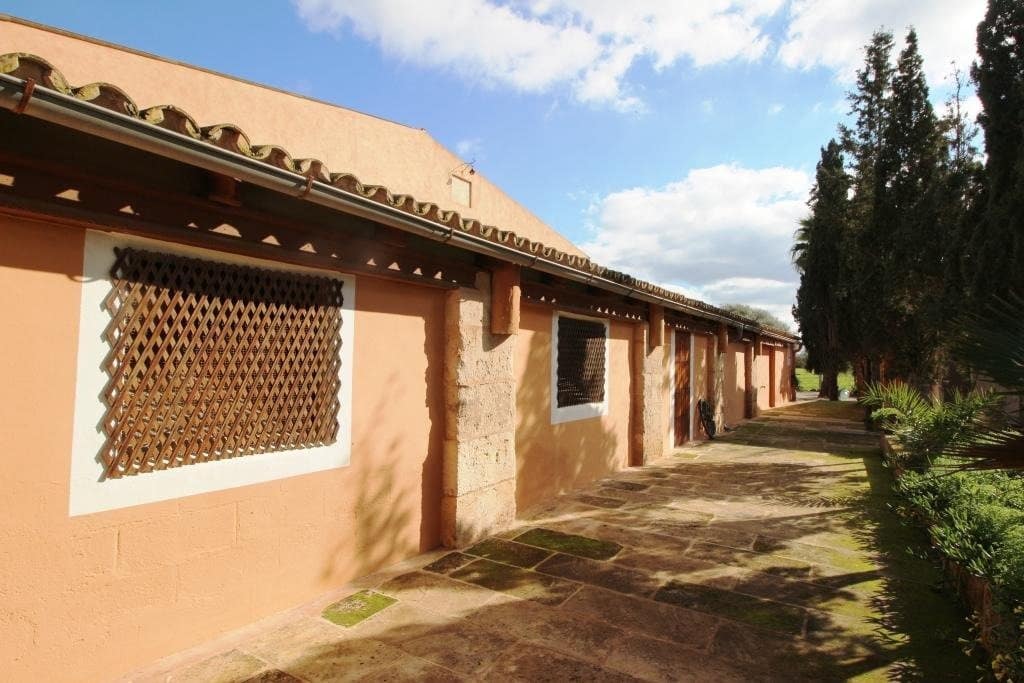 5 soveværelse Finca/Landehus til salg i Sa Rapita / La Rapita med swimmingpool garage - € 1.900.000 (Ref: 7586163)