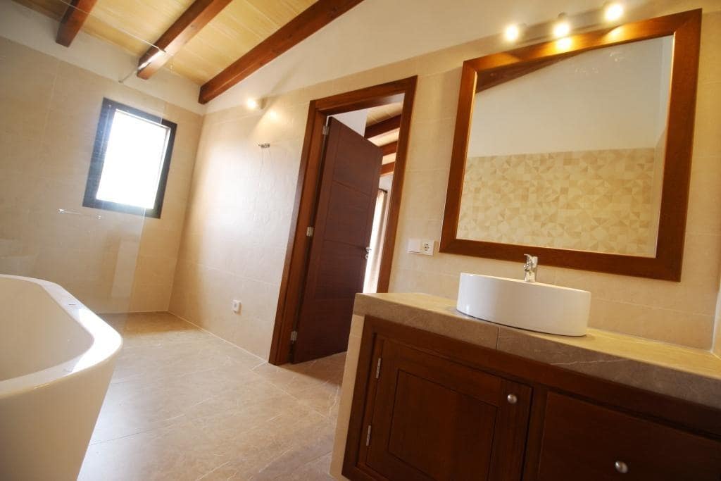 5 soveværelse Villa til leje i Felanitx med swimmingpool - € 9.000 (Ref: 7755289)