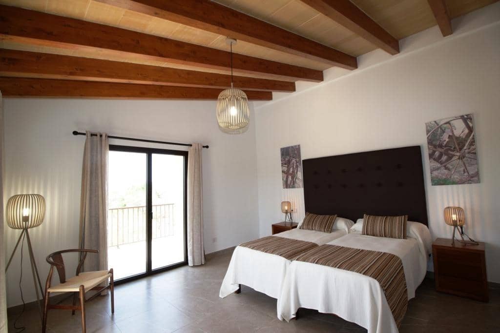 5 soveværelse Villa til leje i Felanitx med swimmingpool - € 9.000 (Ref: 7755289)