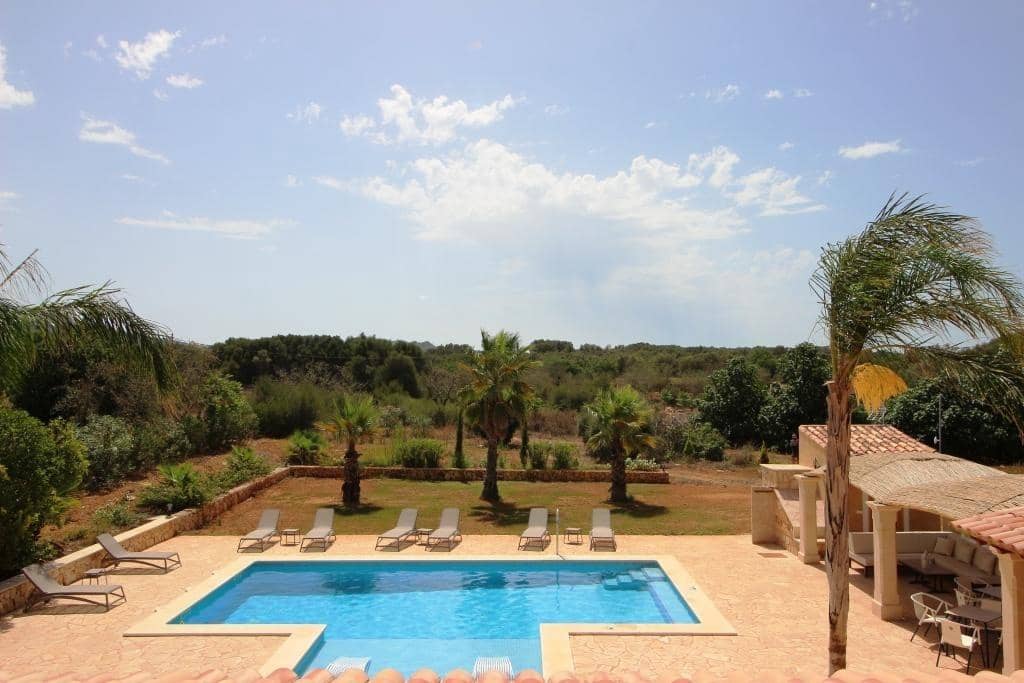 5 soveværelse Villa til leje i Felanitx med swimmingpool - € 9.000 (Ref: 7755289)