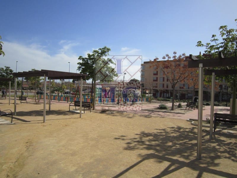 4 camera da letto Casa in vendita in Cabezo de Torres con garage - 199.800 € (Rif: 9412318)