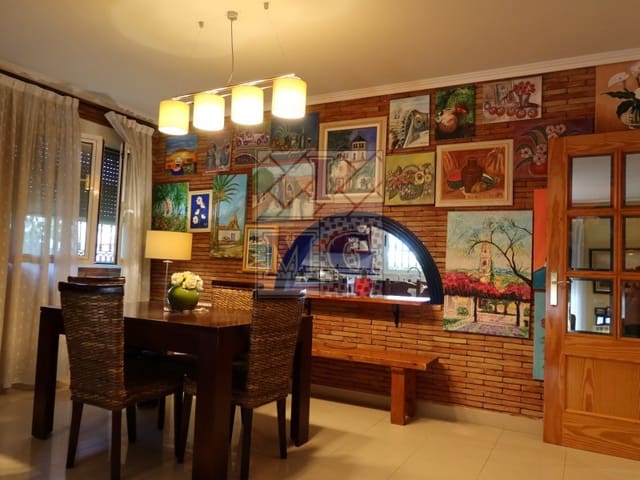 4 makuuhuone Huvila myytävänä paikassa Zarandona, Murcia kaupunki mukana 
autotalli - 420 000 € (Ref: 9412329)