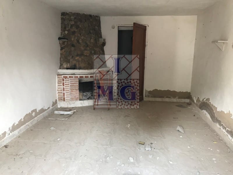4 bedroom Finca/Country House for sale in El Esparragal - € 93,000 (Ref: 9412333)