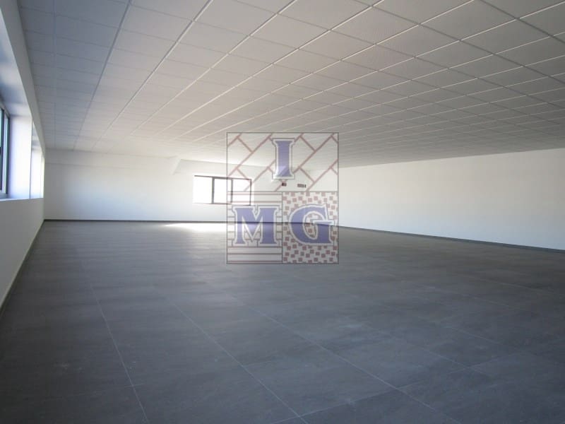 Office for rent in San Gines - € 2,000 (Ref: 9412350)