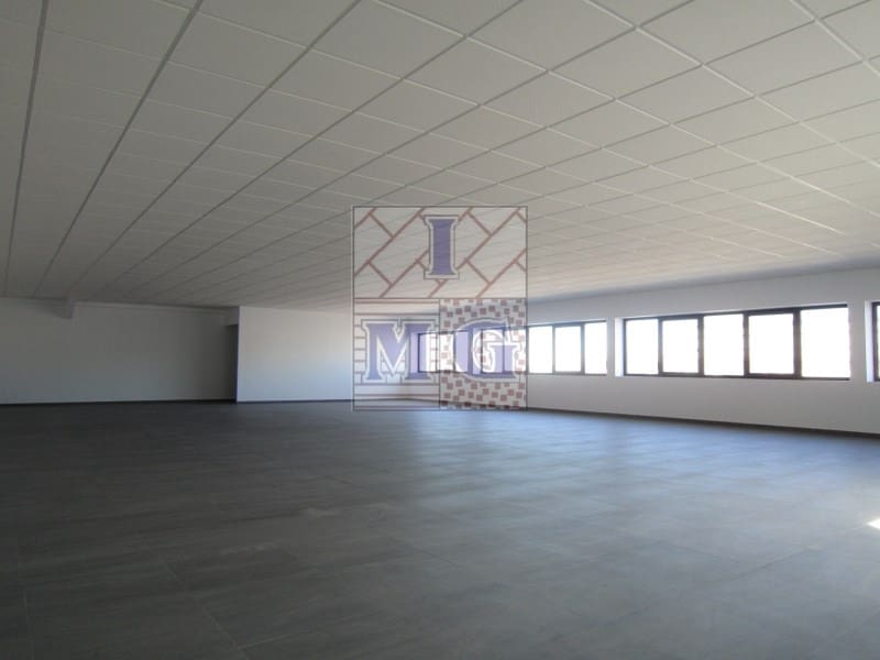 Office for rent in San Gines - € 2,000 (Ref: 9412350)