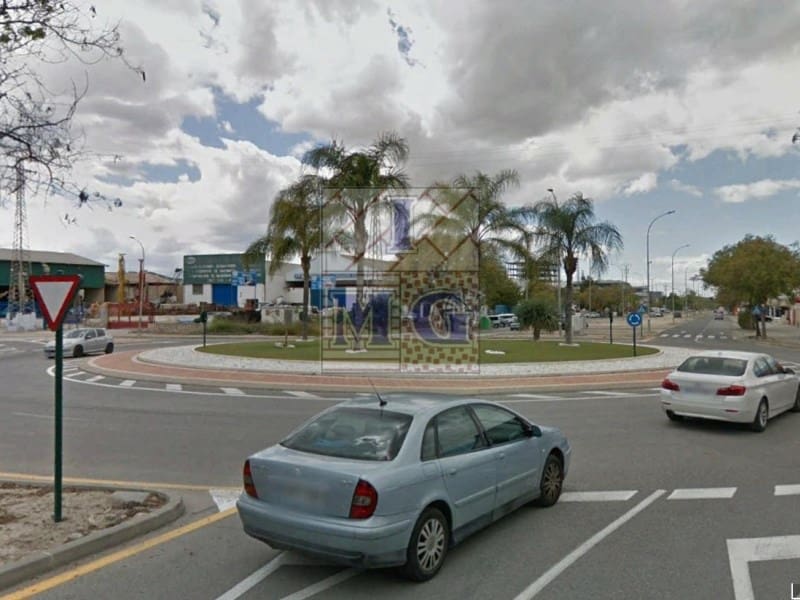 Office for rent in San Gines - € 2,000 (Ref: 9412350)