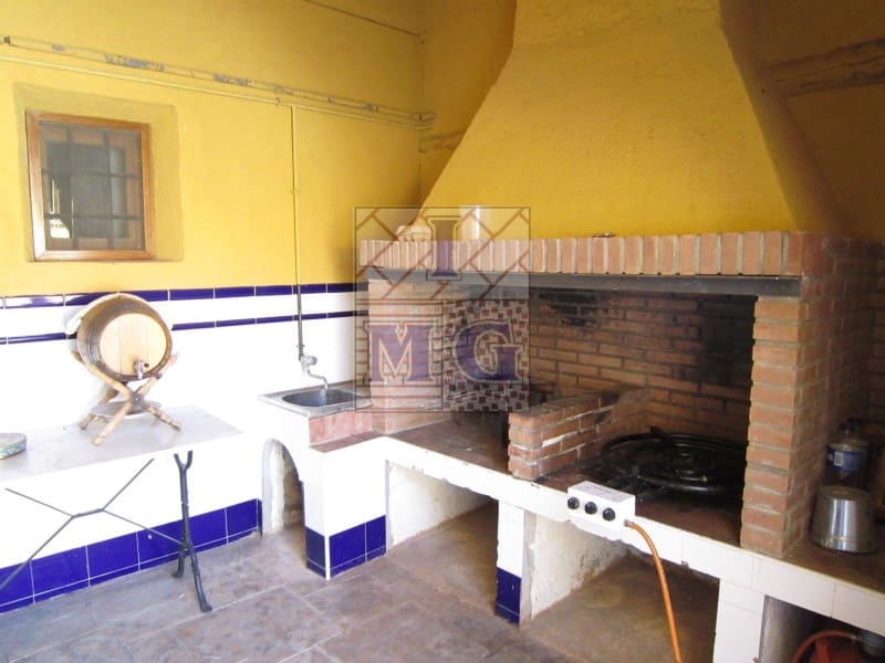 4 bedroom Finca/Country House for sale in Banos y Mendigo - € 600,000 (Ref: 9412353)