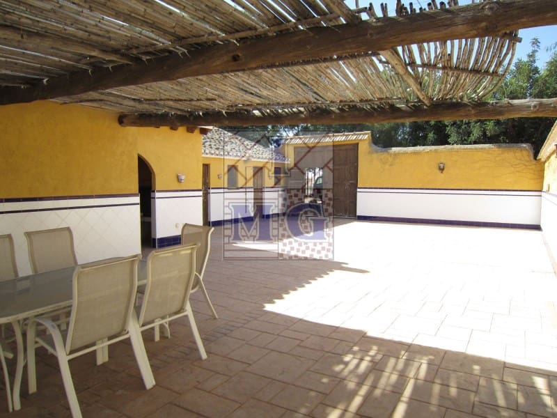 4 bedroom Finca/Country House for sale in Banos y Mendigo - € 600,000 (Ref: 9412353)