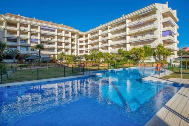 4 bedroom Penthouse for sale in Marbella with pool garage - € 1,395,000 (Ref: 9331394)