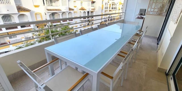 4 bedroom Penthouse for sale in Marbella with pool garage - € 1,395,000 (Ref: 9331394)