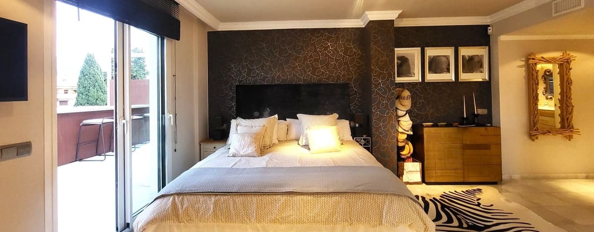 4 bedroom Penthouse for sale in Marbella with pool garage - € 1,395,000 (Ref: 9331394)