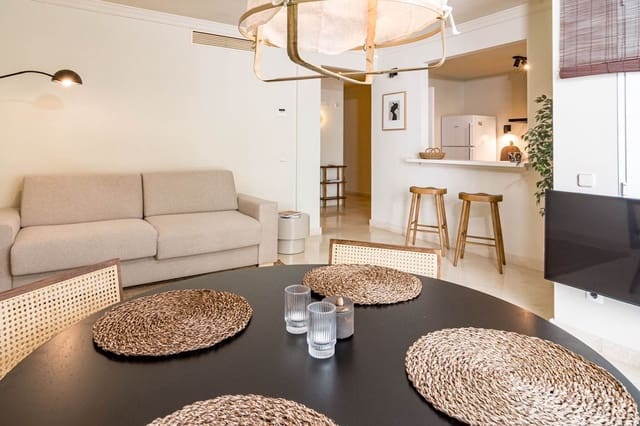 1 soverom Penthouse til salgs i Nueva Andalucia, Marbella med svømmebasseng garasje - € 347 500 (Ref: 9331524)