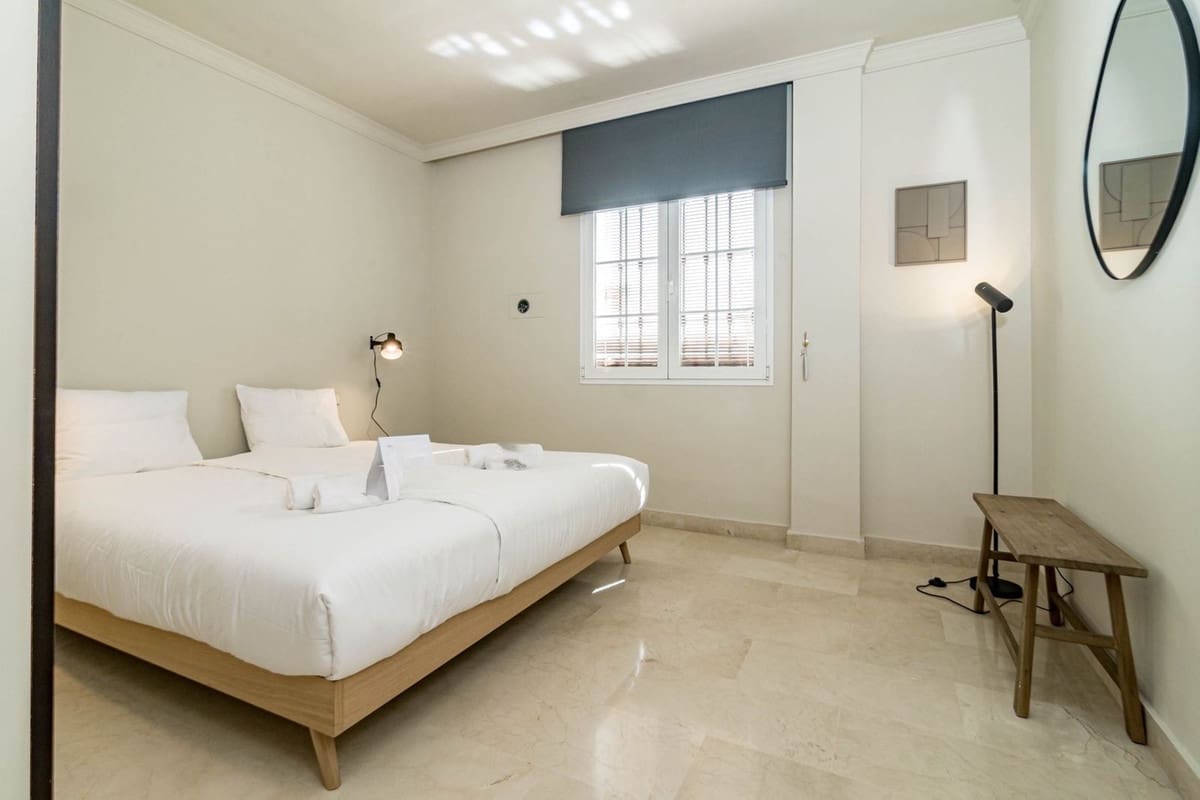 1 soverom Penthouse til salgs i Nueva Andalucia med svømmebasseng garasje - € 347 500 (Ref: 9331524)