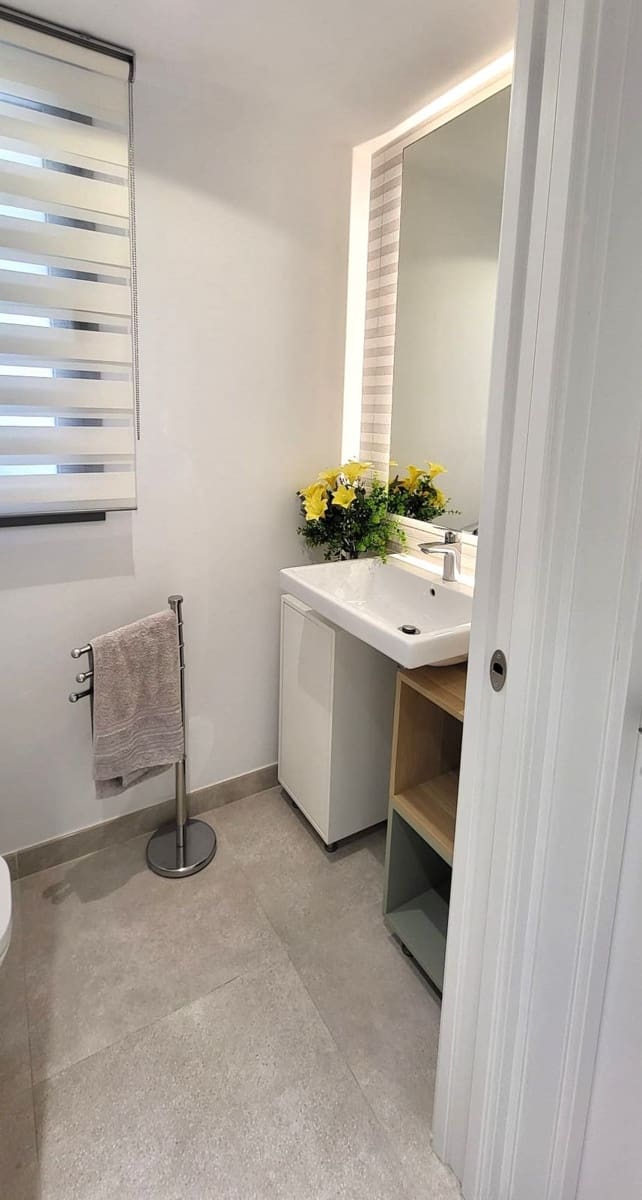 3 sypialnia Dom blizniak na sprzedaż w El Chaparral z basenem garażem - 849 000 € (Ref: 9331625)