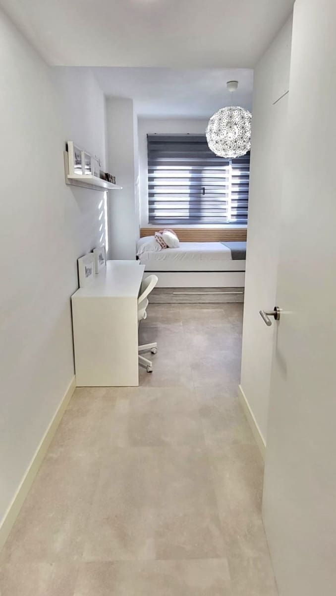 3 sypialnia Dom blizniak na sprzedaż w El Chaparral z basenem garażem - 849 000 € (Ref: 9331625)