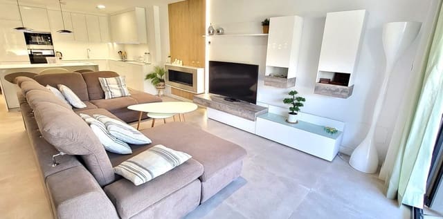 3 chambre Villa/Maison Semi-Mitoyenne à vendre à El Chaparral, Mijas avec piscine garage - 849 000 € (Ref: 9331625)