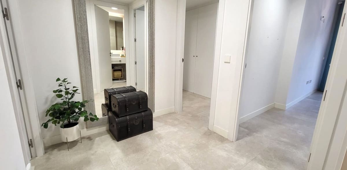 3 sypialnia Dom blizniak na sprzedaż w El Chaparral z basenem garażem - 849 000 € (Ref: 9331625)