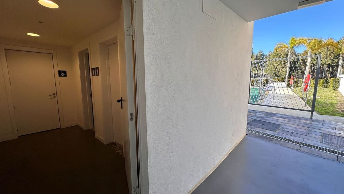 3 sypialnia Dom blizniak na sprzedaż w El Chaparral z basenem garażem - 849 000 € (Ref: 9331625)