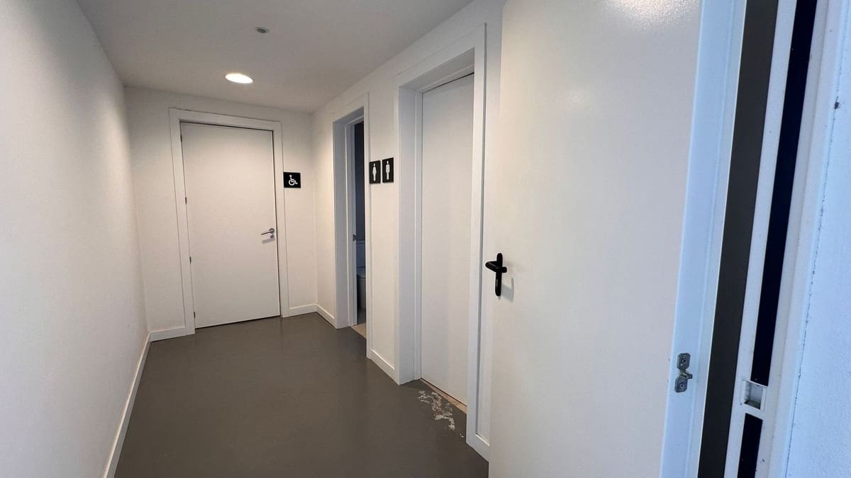 3 sypialnia Dom blizniak na sprzedaż w El Chaparral z basenem garażem - 849 000 € (Ref: 9331625)