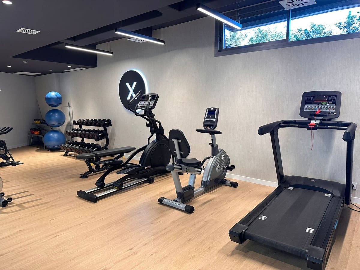 3 sypialnia Dom blizniak na sprzedaż w El Chaparral z basenem garażem - 849 000 € (Ref: 9331625)