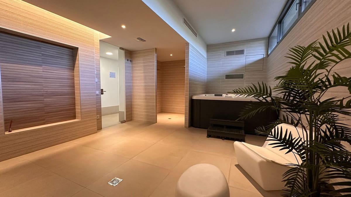 3 sypialnia Dom blizniak na sprzedaż w El Chaparral z basenem garażem - 849 000 € (Ref: 9331625)