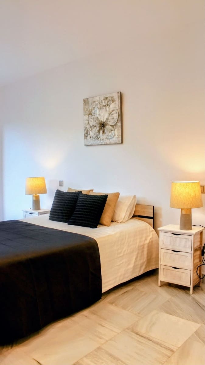 Chalet de 4 habitaciones en Benahavís en venta con piscina garaje - 650.000 € (Ref: 9331644)