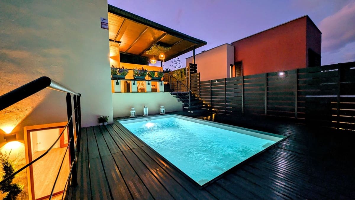 Chalet de 4 habitaciones en Benahavís en venta con piscina garaje - 650.000 € (Ref: 9331644)