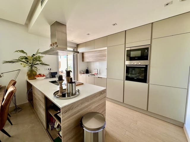 3 bedroom Apartment for sale in Benahavís with pool garage - € 739,000 (Ref: 9331686)