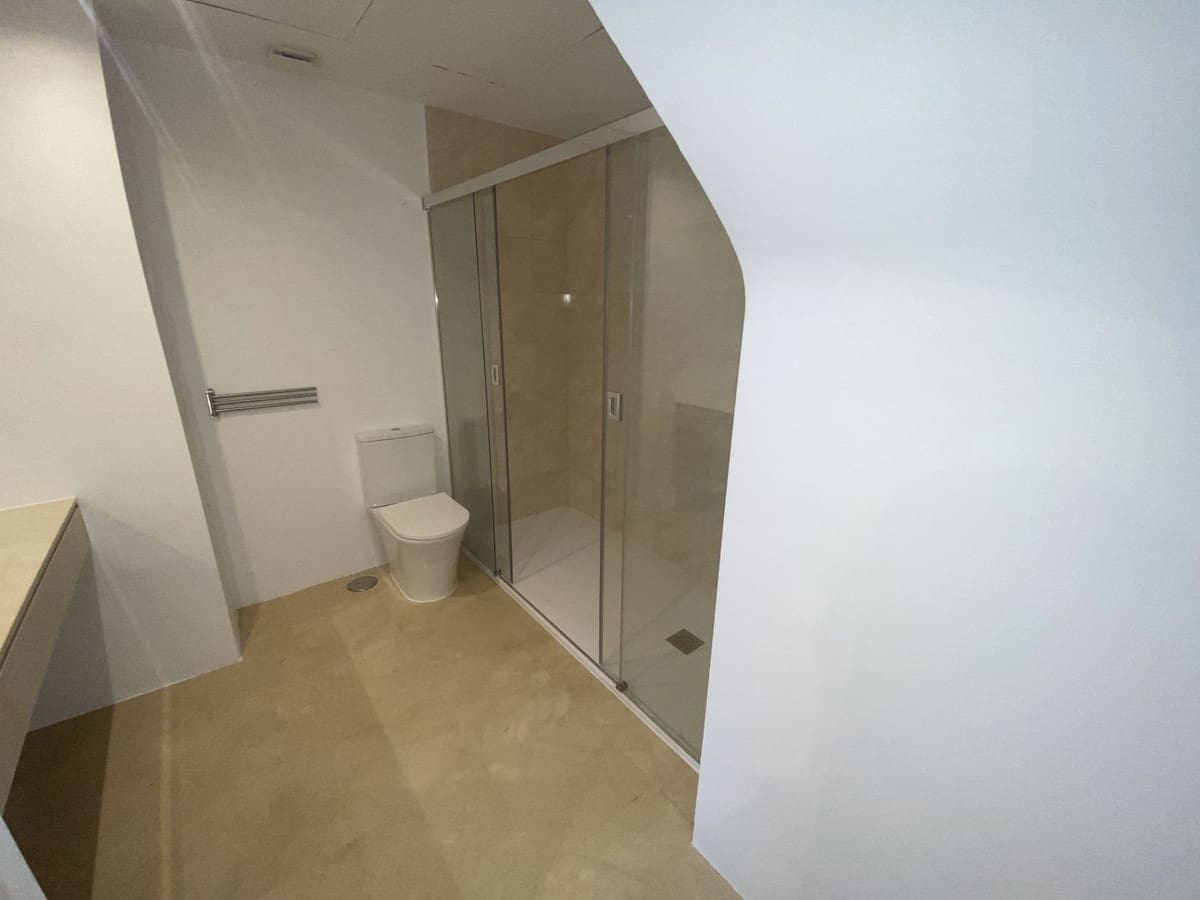 3 sovrum Hus till salu i Istan med pool garage - 449 000 € (Ref: 9331700)