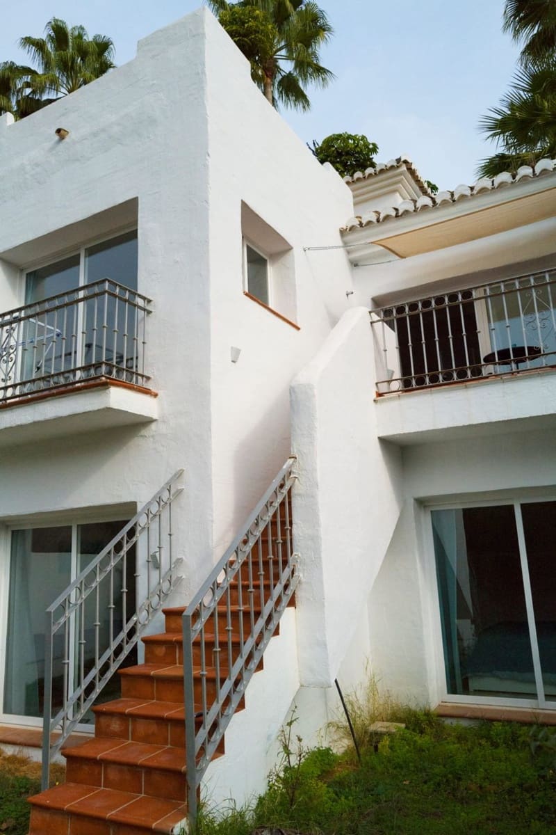 3 sovrum Hus till salu i Istan med pool garage - 449 000 € (Ref: 9331700)