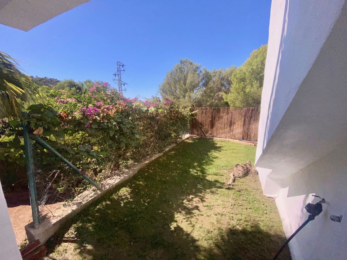 3 sovrum Hus till salu i Istan med pool garage - 449 000 € (Ref: 9331700)