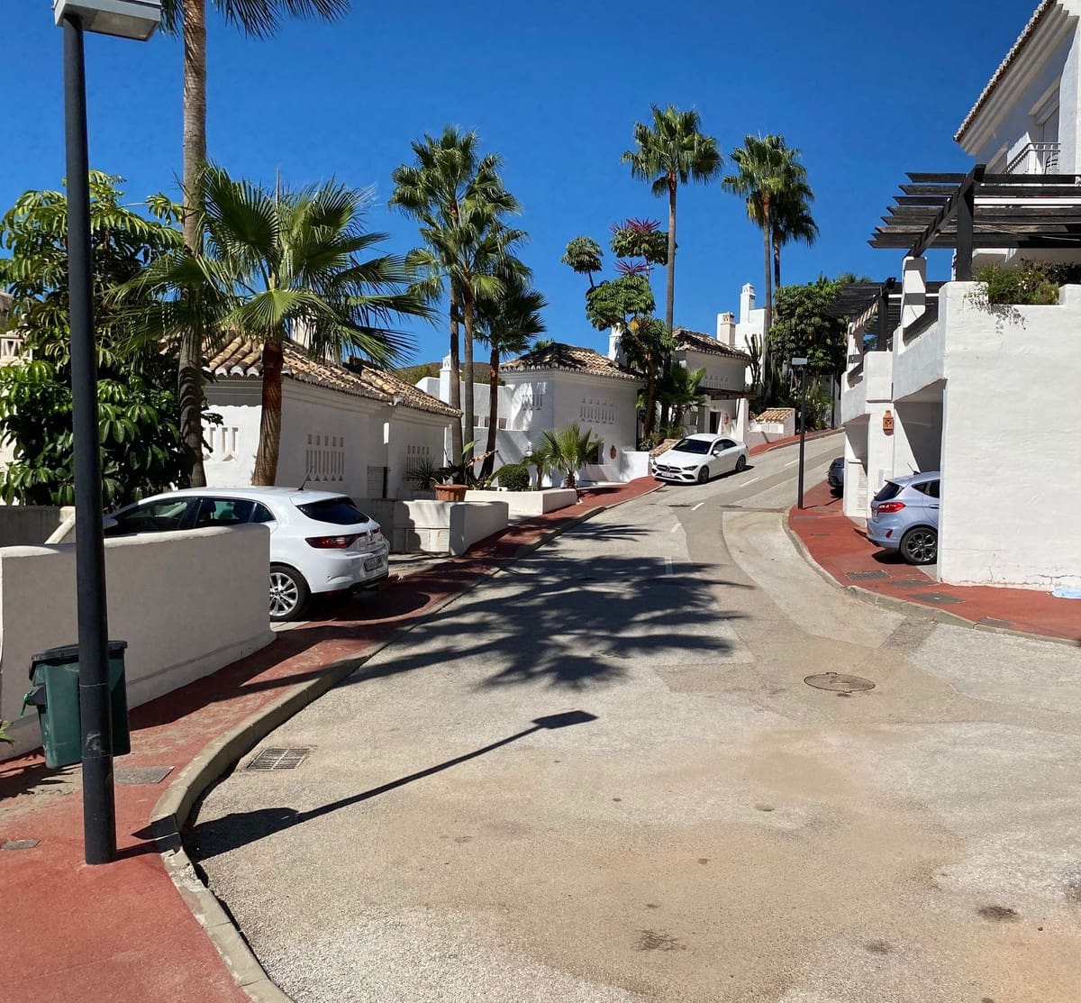 3 sovrum Hus till salu i Istan med pool garage - 449 000 € (Ref: 9331700)