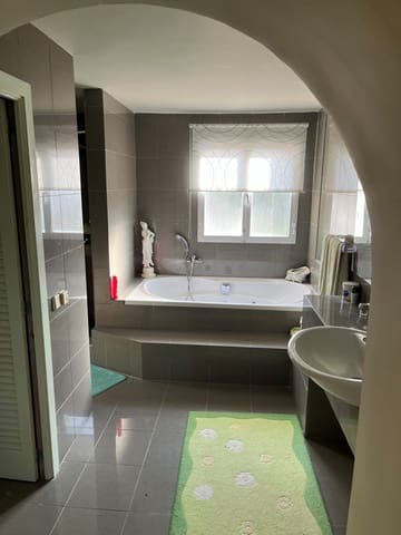 4 soverom Villa til salgs i Palma de Mallorca med svømmebasseng garasje - € 3 750 000 (Ref: 10120754)