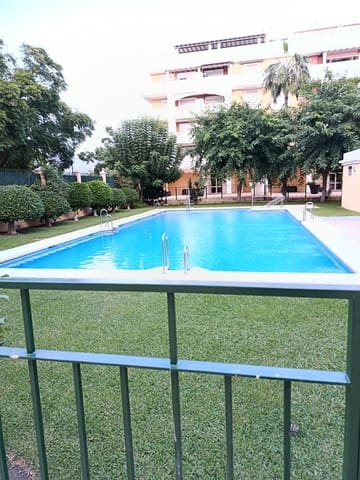 3 bedroom Apartment for rent in Torre del Mar, Vélez-Málaga with pool garage - € 850 (Ref: 10182440)