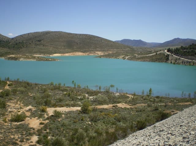 3 bedroom Finca/Country House for rent in Huéscar with garage - € 500 (Ref: 2728301)