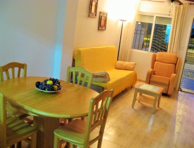 2 bedroom Villa for rent in Torre de la Horadada, Pilar de la Horadada with pool garage - € 800 (Ref: 2728440)