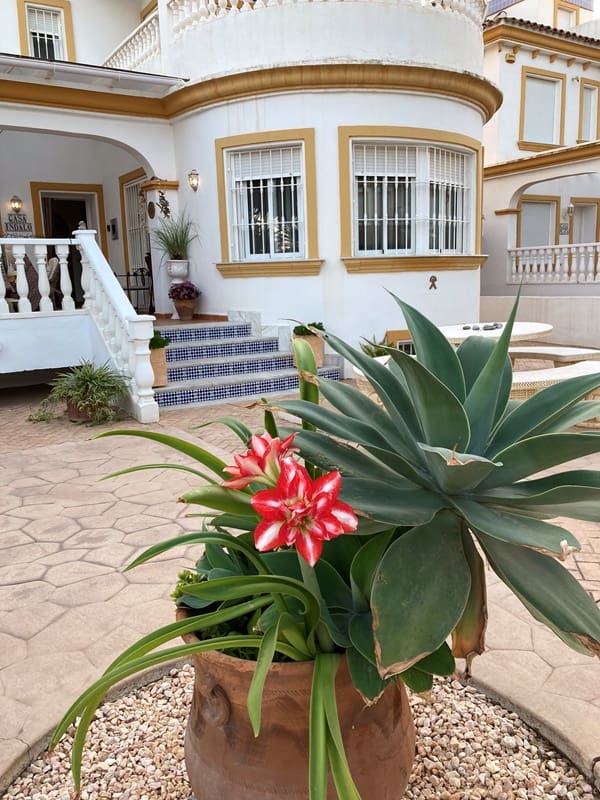 3 quarto Moradia para arrendamento para férias em Vera com piscina Garagem - 700 € (Ref: 2728507)