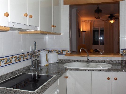 2 makuuhuone Huvila lomavuokrausta paikassa Torre de la Horadada mukana uima-altaan 
autotalli - 350 € (Ref: 2728562)