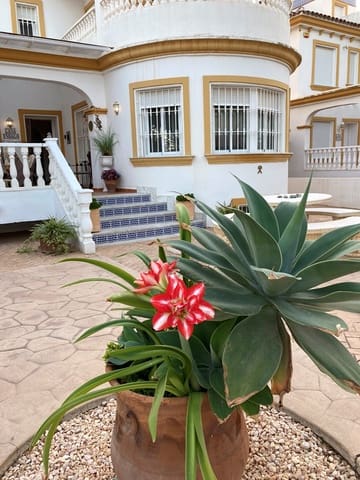 3 bedroom Villa for rent in Vera with pool garage - € 800 (Ref: 3086691)