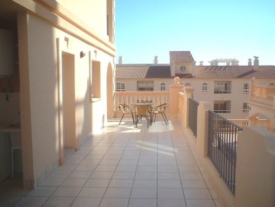 2 bedroom Apartment for rent in El Ejido with pool garage - € 550 (Ref: 3086765)