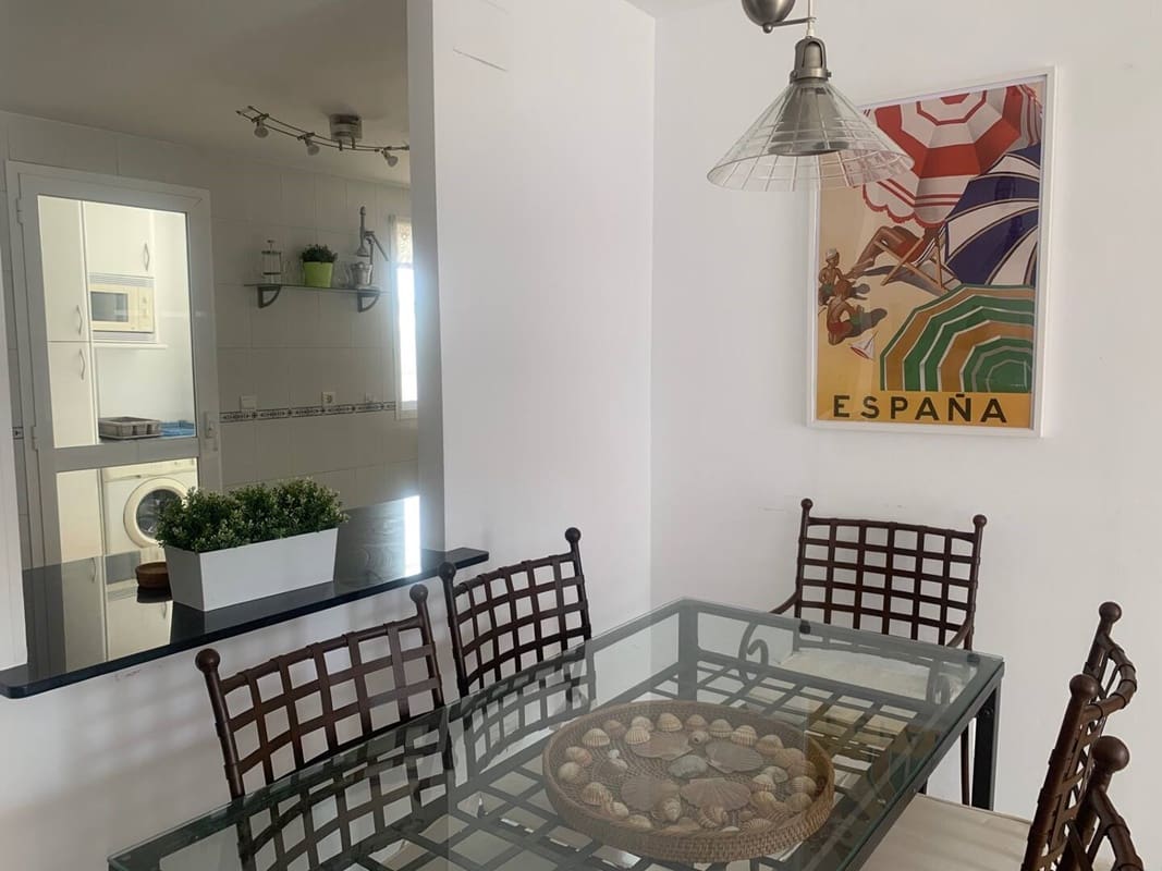 3 soverom Leilighet til salgs i San Luis de Sabinillas med svømmebasseng garasje - € 400 (Ref: 3086819)